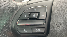 MG Hs 1.5 T-GDI Exclusive 5dr DCT Petrol Hatchback